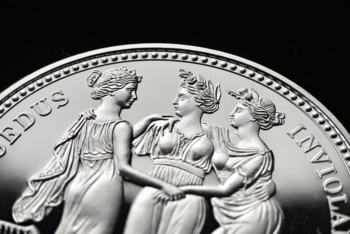 ● セントヘレナ 2021年 スリーグレイセス・クラウン 復刻試鋳銀貨 5ポンド銀貨 プルーフ